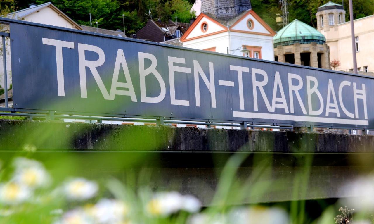 Moselromance - Luxusapartment - Grosse Terrasse - Ruhige Lage Traben-Trarbach Exterior photo